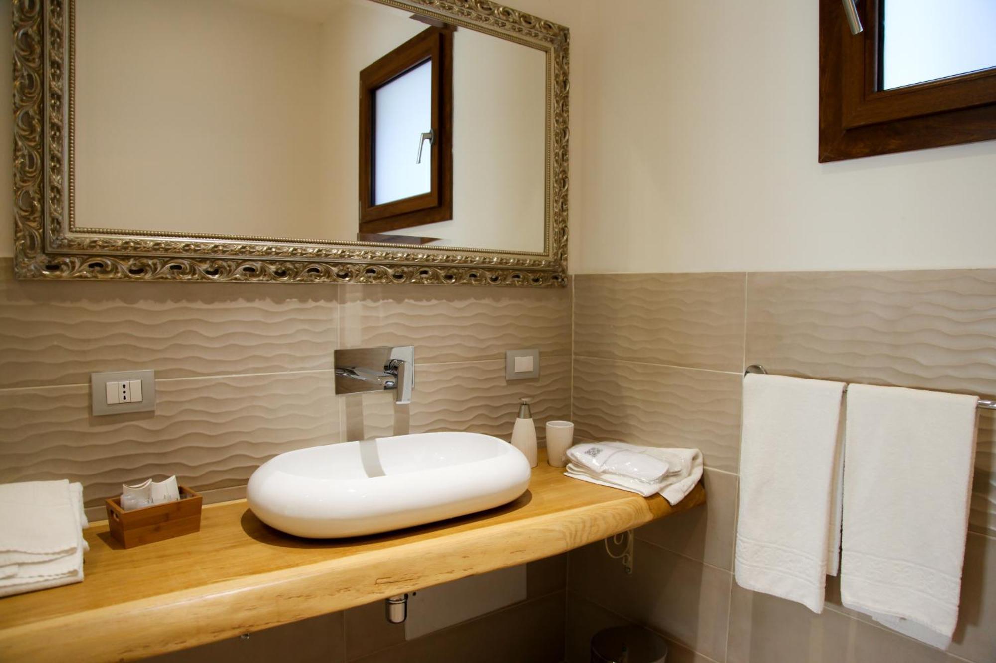 Hypnos Boutique Hotel San Teodoro  Luaran gambar